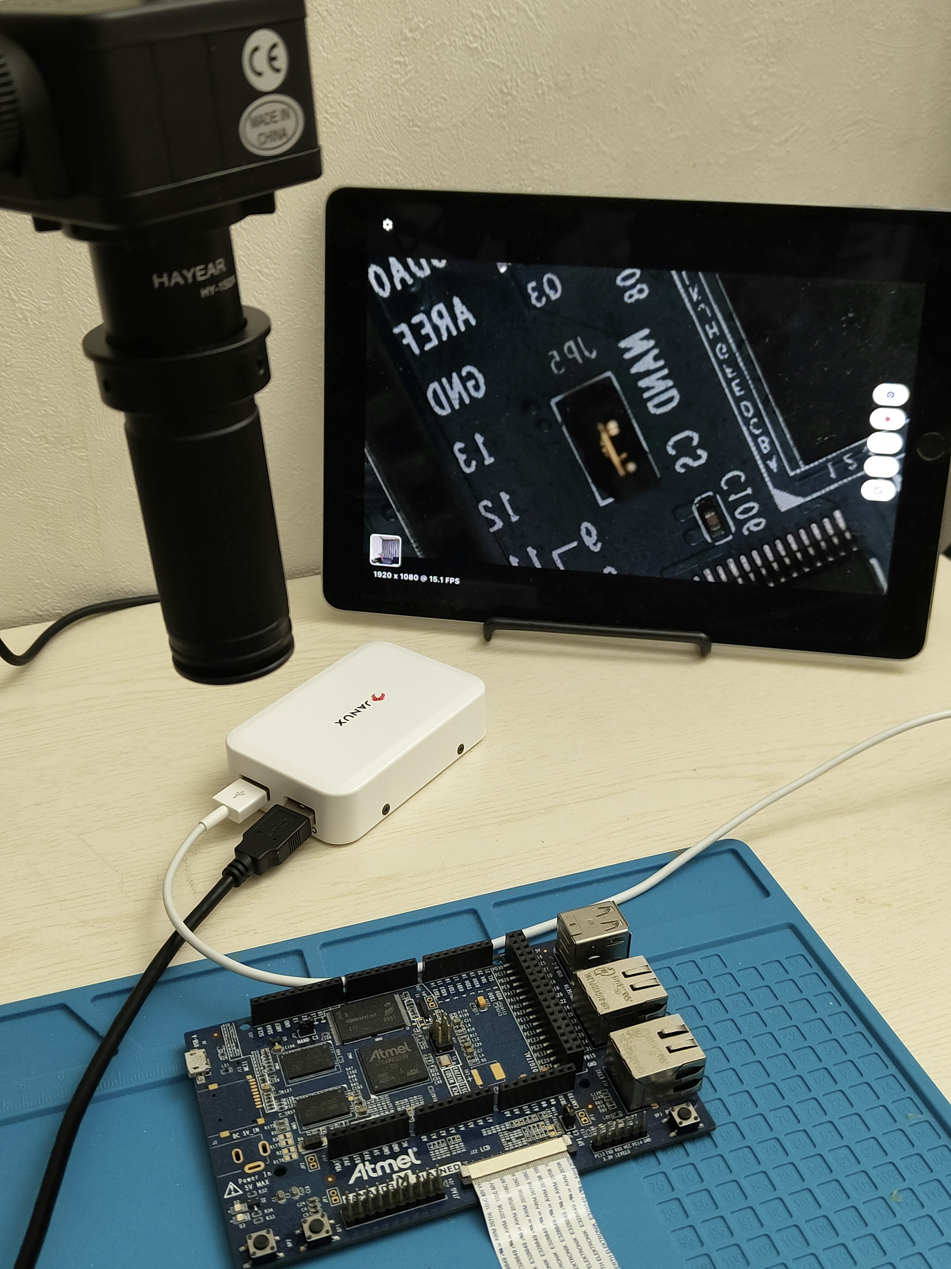 Re:Display – Wired HDMI Monitor for iPad gallery image