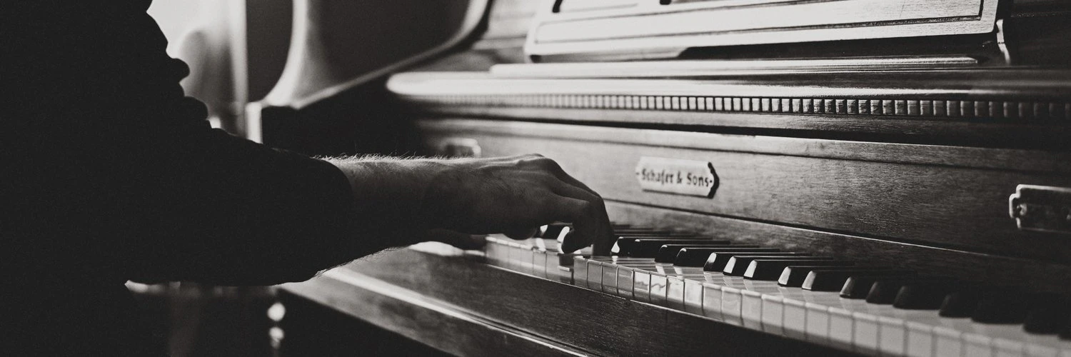 Denis Vyazovoy cover