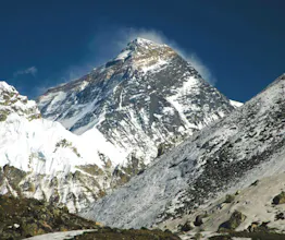 Everest base camp helicopter tour gallery image