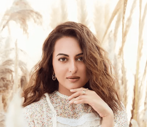 Sonakshi Sinha生日