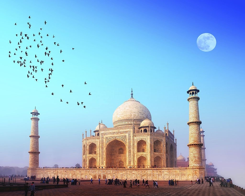 Taj Mahal Luxury Tour da Delhi in auto
