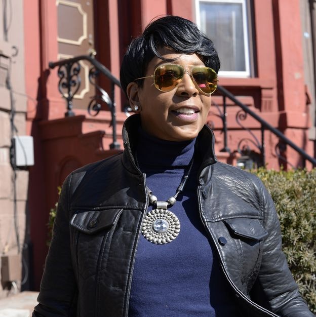 There Goes the Neighborhood - Mouth to Ear