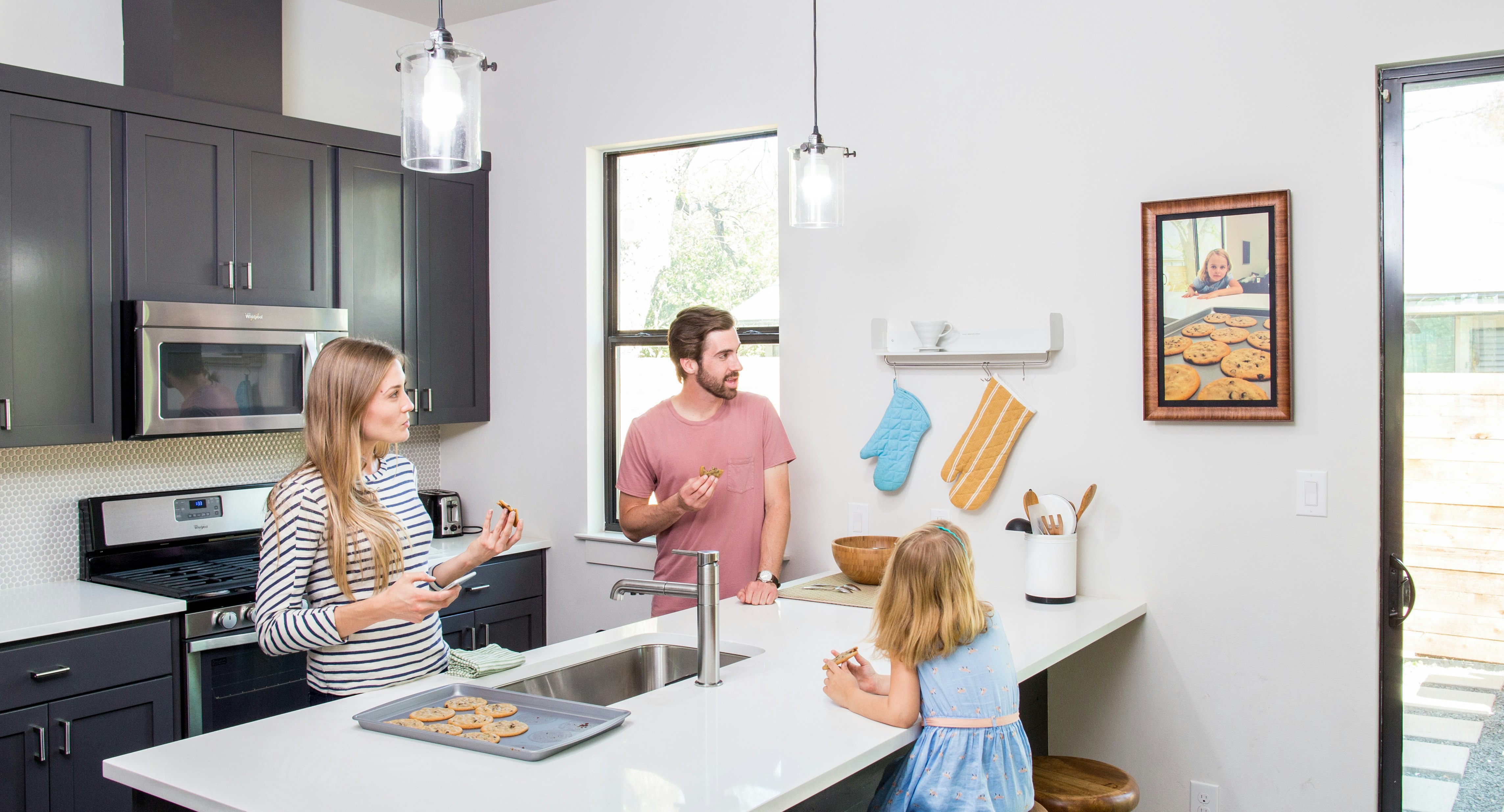 Acanvas gallery image