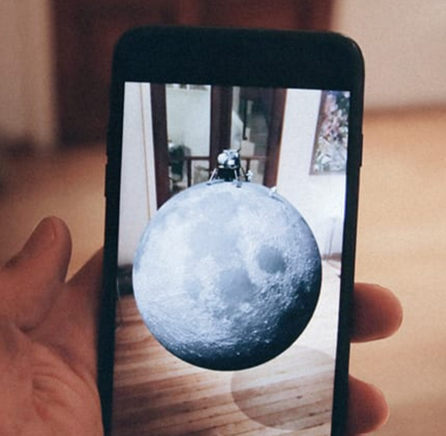 Lun.AR Lander gallery image