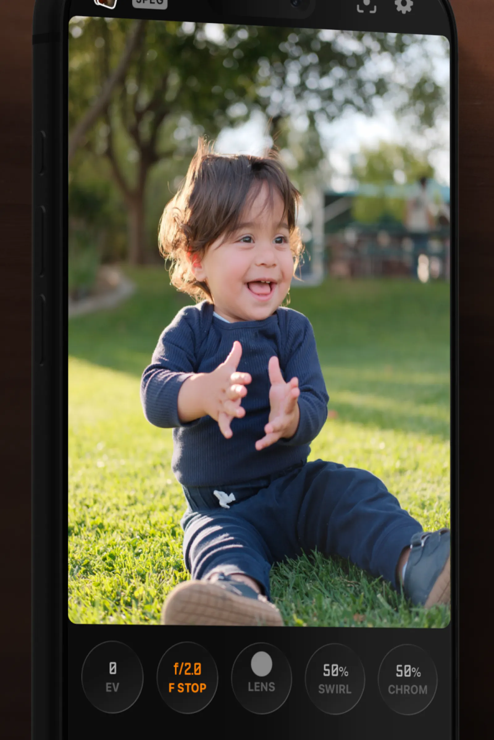 Lustra - Professional Camera App screenshot 3