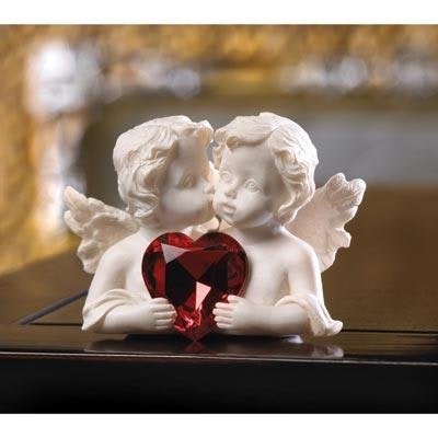 Home Decor Heaven has some pretty cool home decorations year round. gallery image