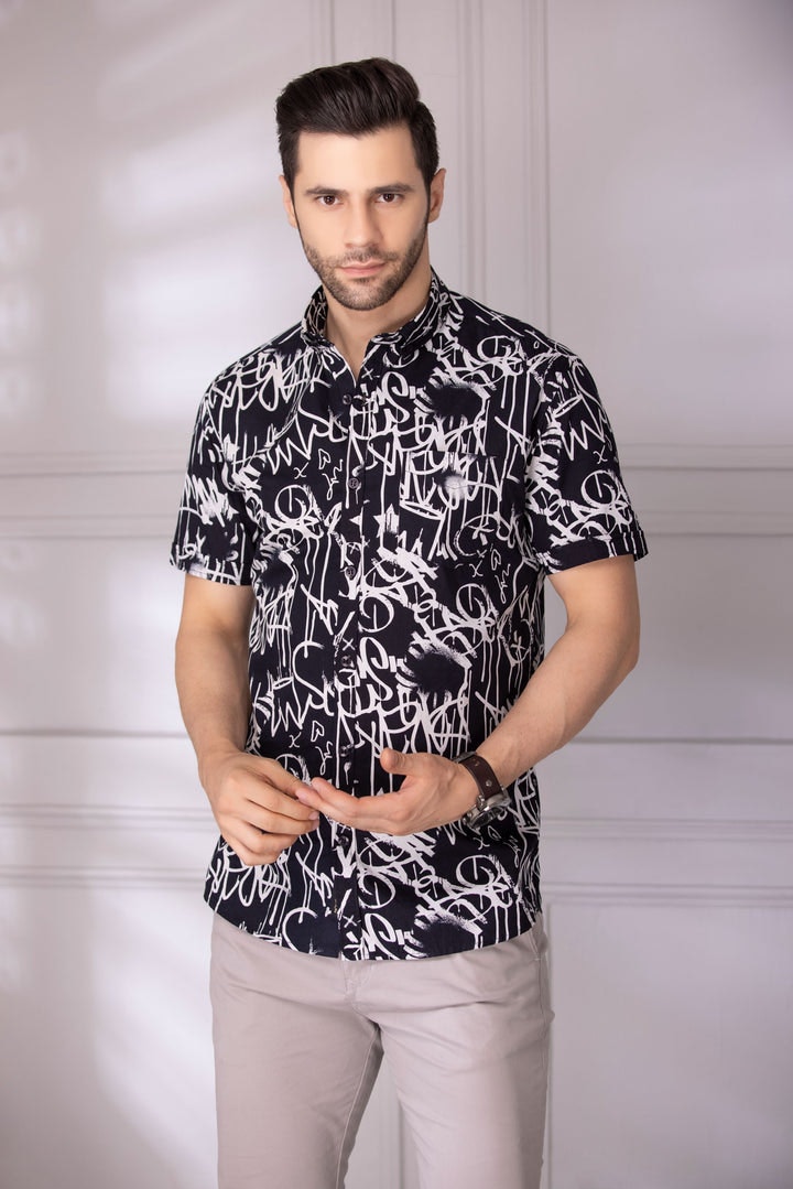 BLACK AND WHITE PRINTED CASUAL SHIRT