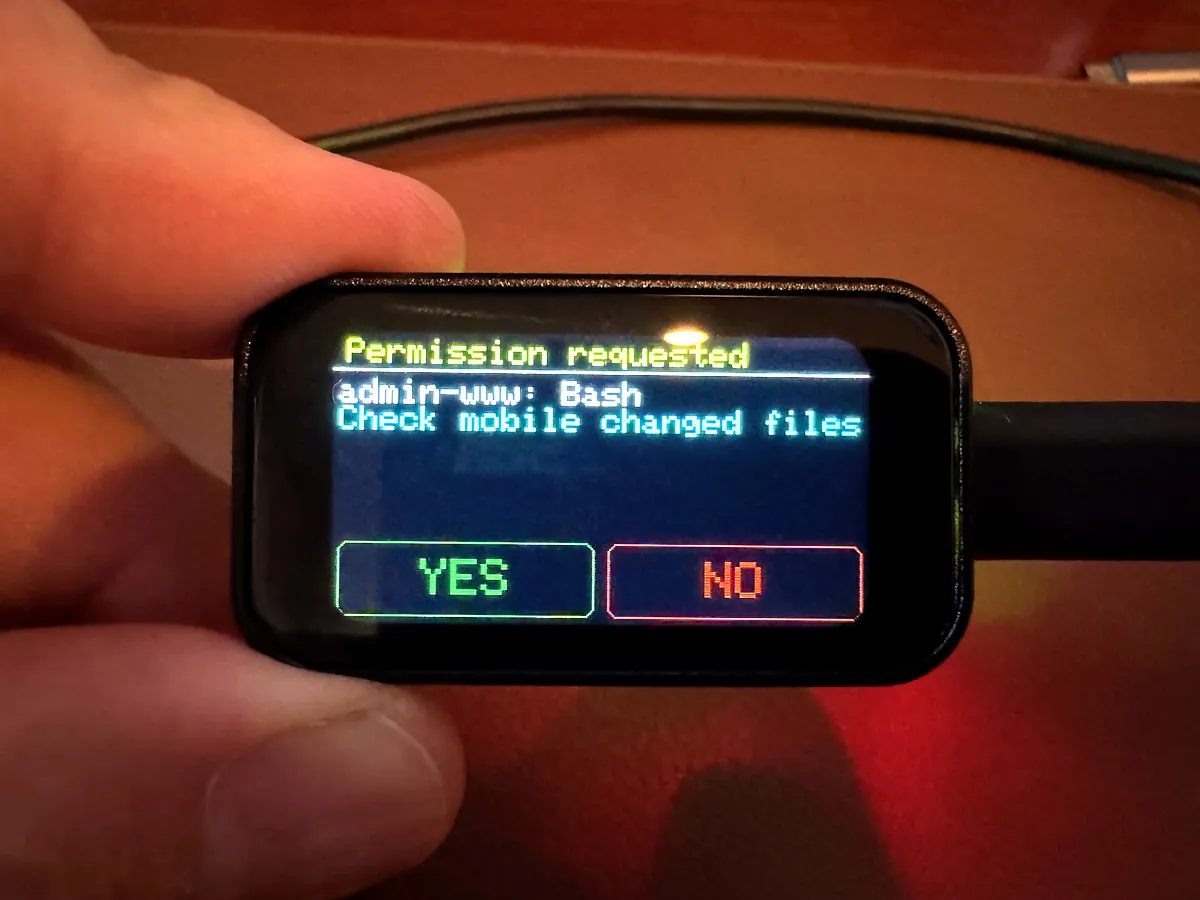 ESP32 Claude Code Monitor screenshot 1