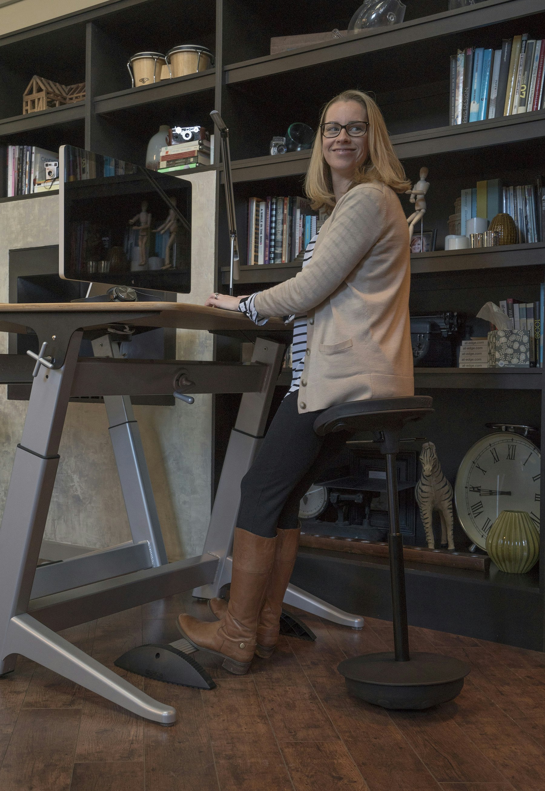 Pivot Seat gallery image