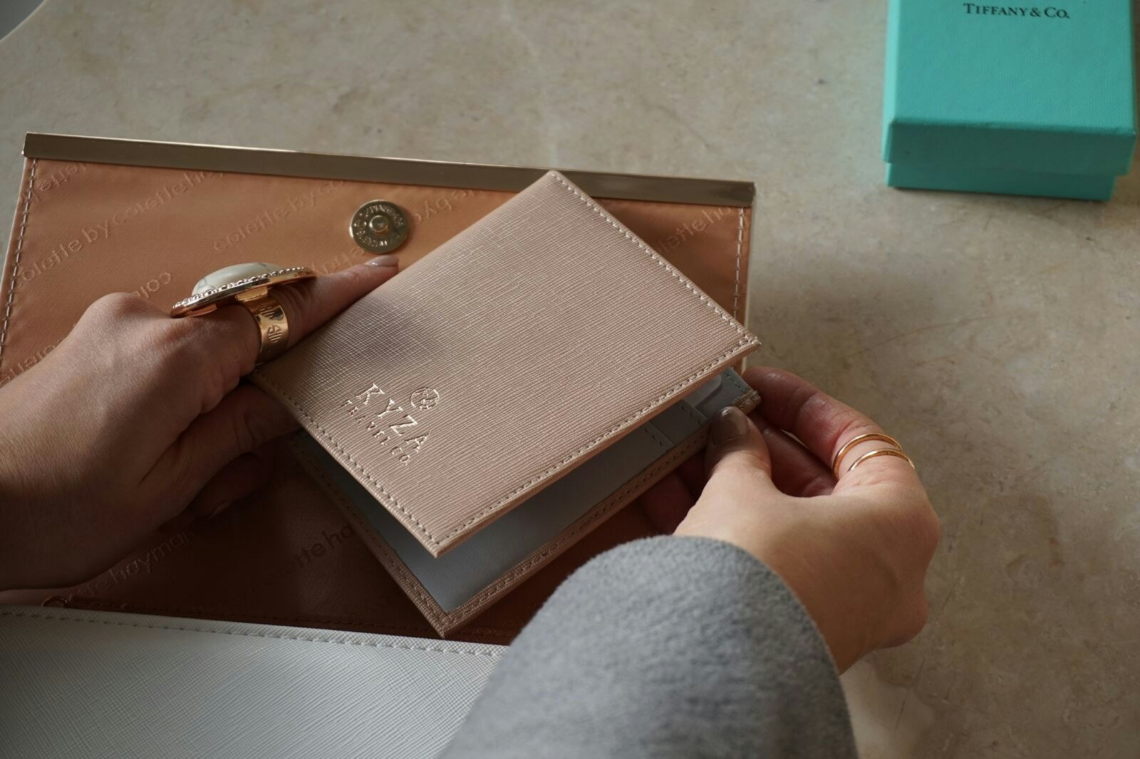 KYZA Travel Wallet gallery image