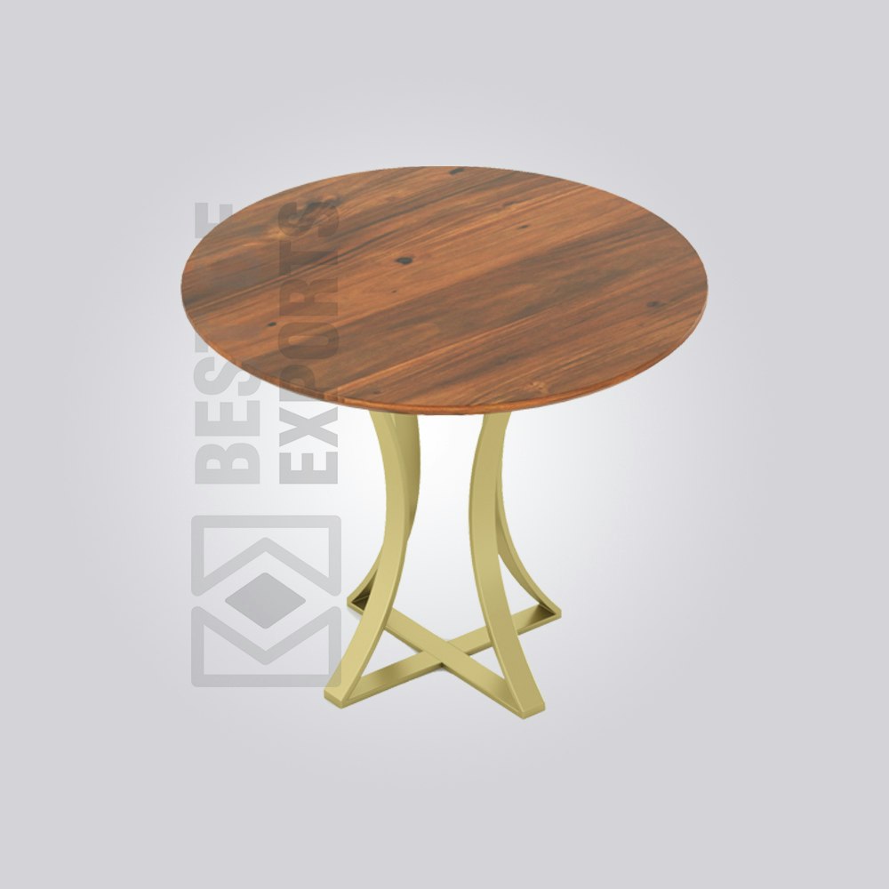 Wooden Restaurant Tables 