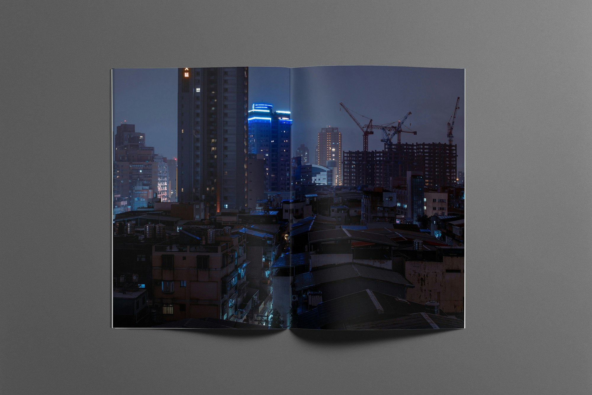 DERIVE Wanderer Magazine #7 gallery image