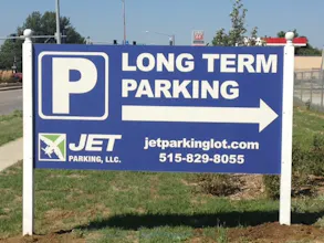 Jet Parking - Des Moines Airport Parking gallery image