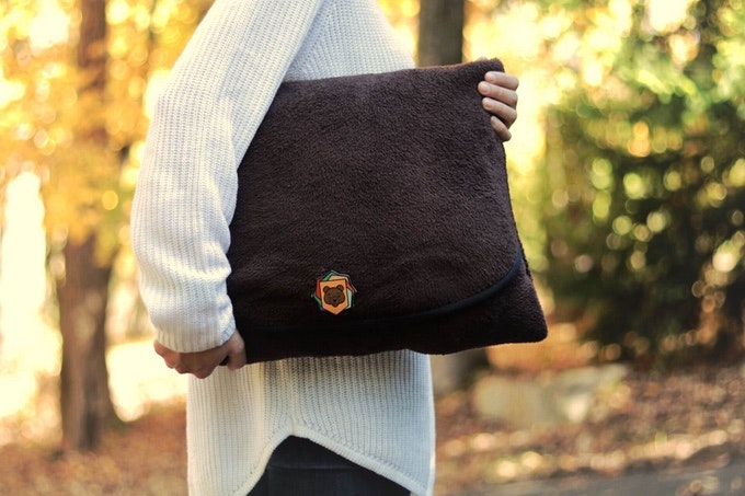 Tuck: The Ultimate Comfort Companion gallery image