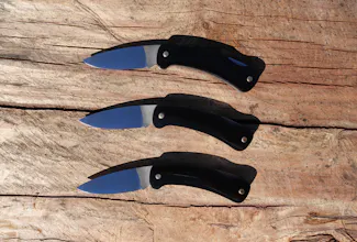 MOMO-THE FOLDING KNIFE WITH A BACK LOCK gallery image
