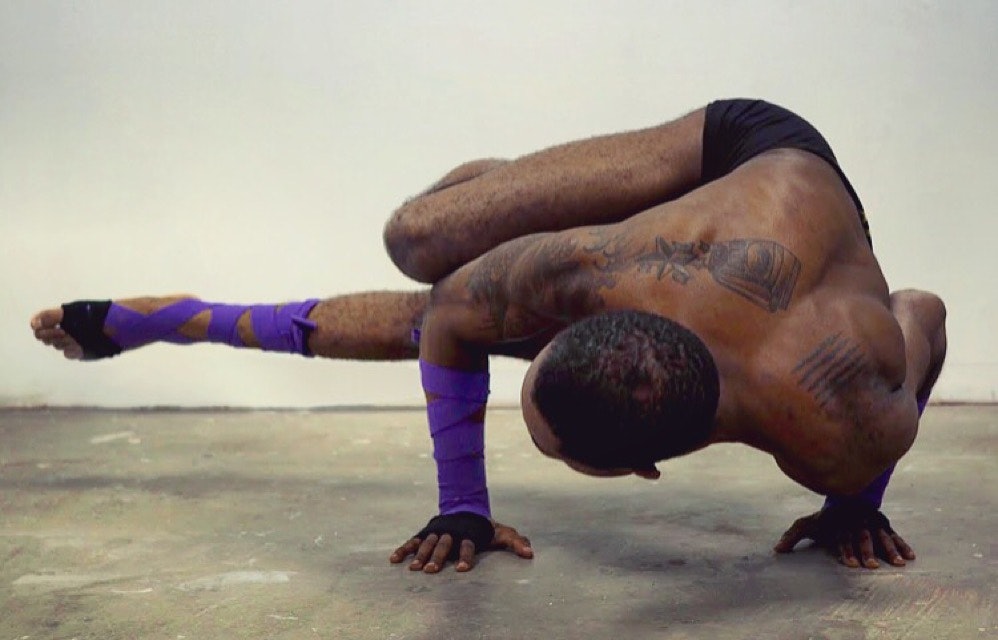 AVA Yoga Bodywear gallery image