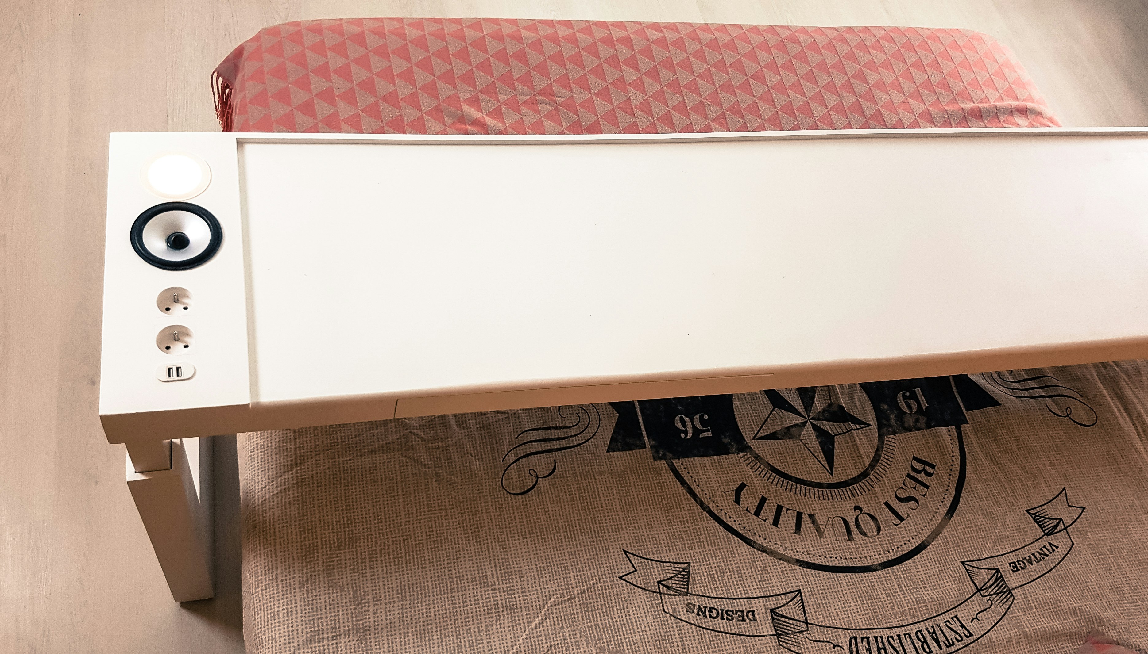 Bedchill overbed table gallery image