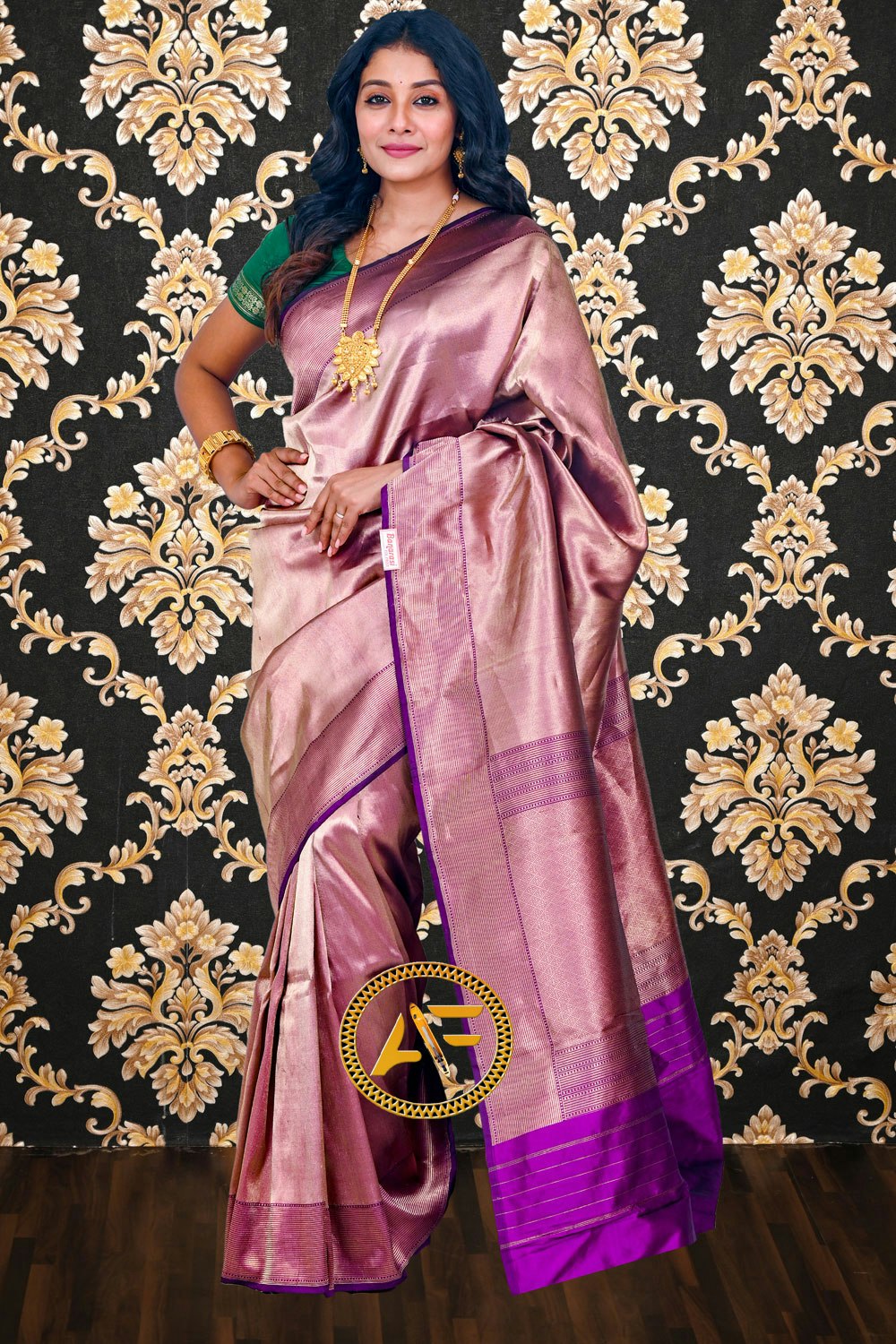 Banarasi Saree Manufacter in Varanasi - Gutes Geschäft, Banarasi Good, Banarasi Silk Good Lieferanten Medien 5