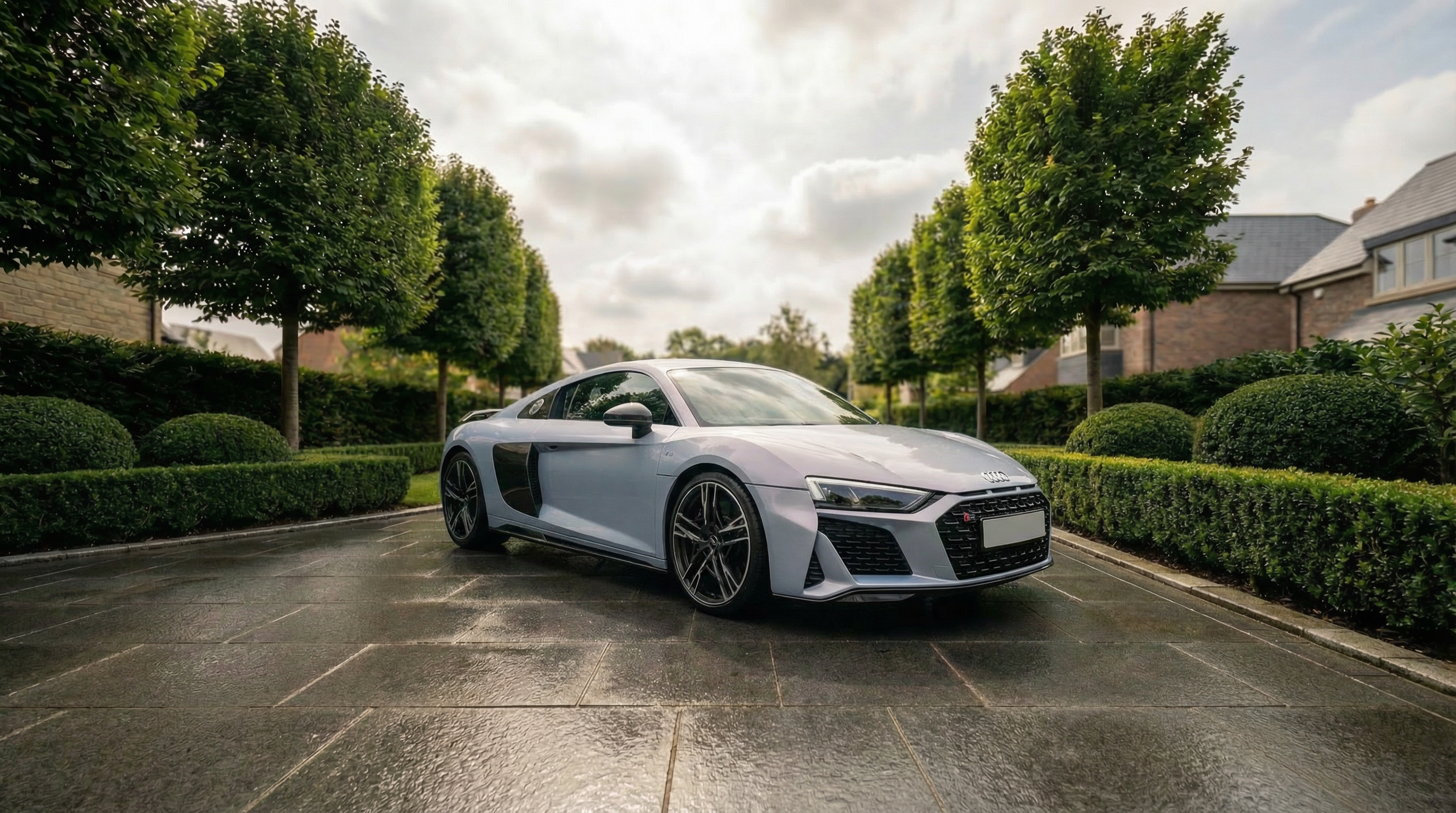 LuxuryCarHire.Club - Screenshot 3 showing product features and functionality