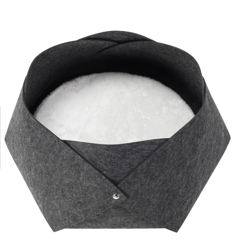 Petal Cat House (Cat Bed) gallery image