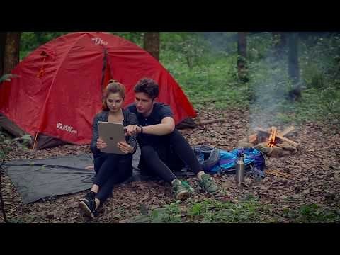 OUTXE W20 IP67 Wireless Solar Power Bank gallery image