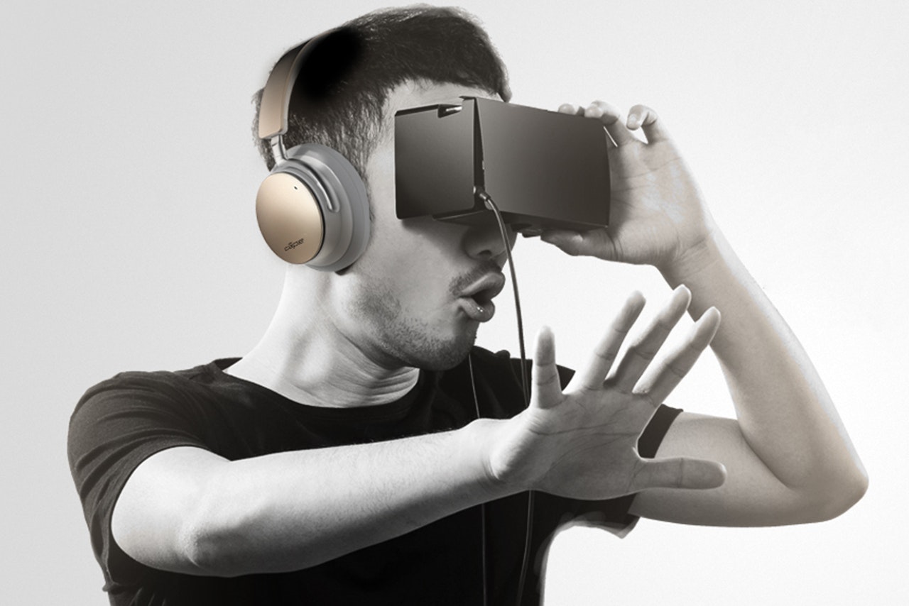 CAPE 3D Wireless Headphones gallery image