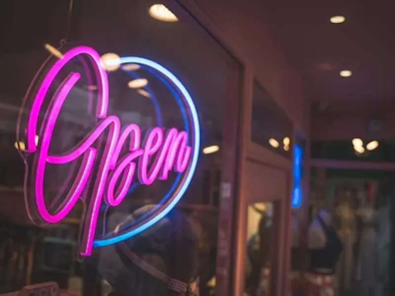 Neon Brothers screenshot 2