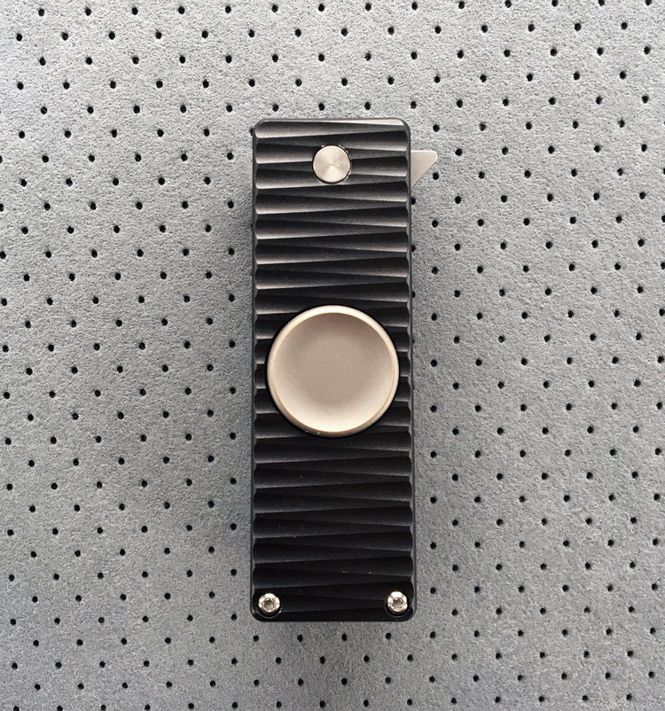 Meteorite Fidget Spinner Knife gallery image