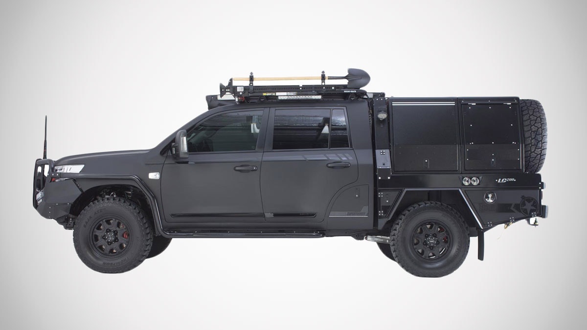 Patriot Campers LC200 Supertourer gallery image