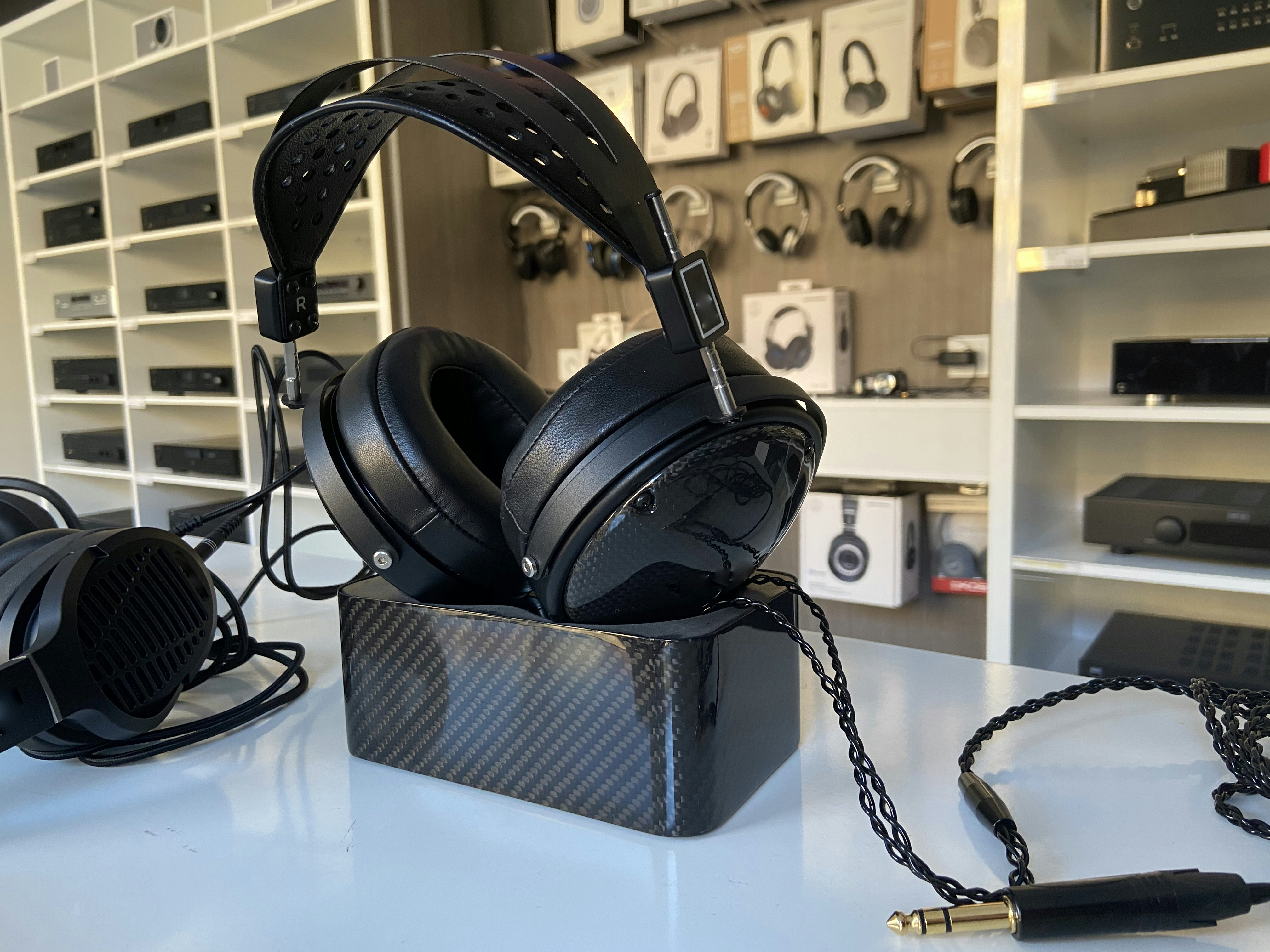 Headphone stand - carbon and aluminium gallery image