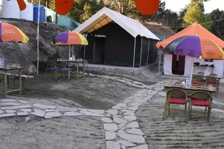 एक शिविर बुक करें - भारत में कहीं भी तुरंत कैंपिंग बुक करें मीडिया 4