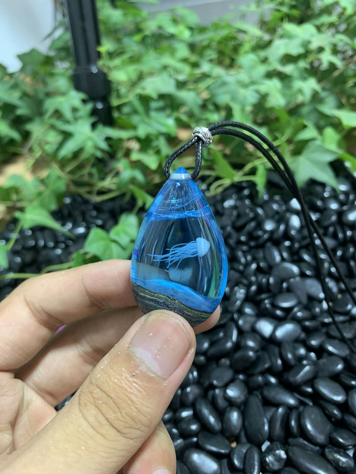 Poll option Jellyfish resin pendant image