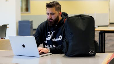 Musafir Bag gallery image