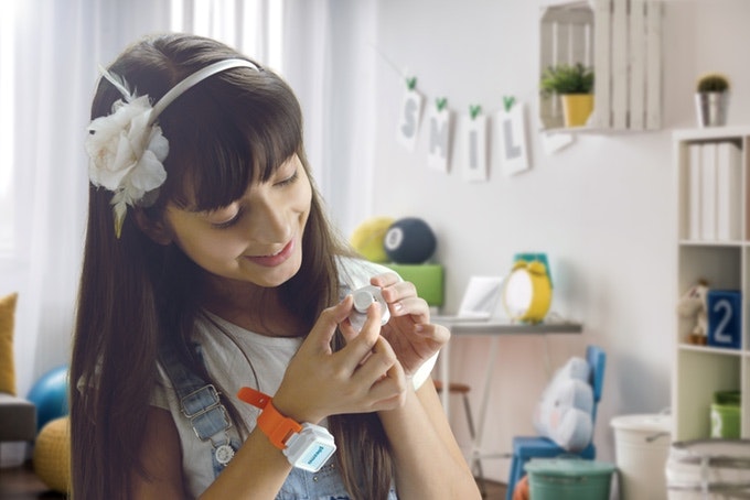 Plezmo: Wireless Building Blocks For Coding & Creativity gallery image