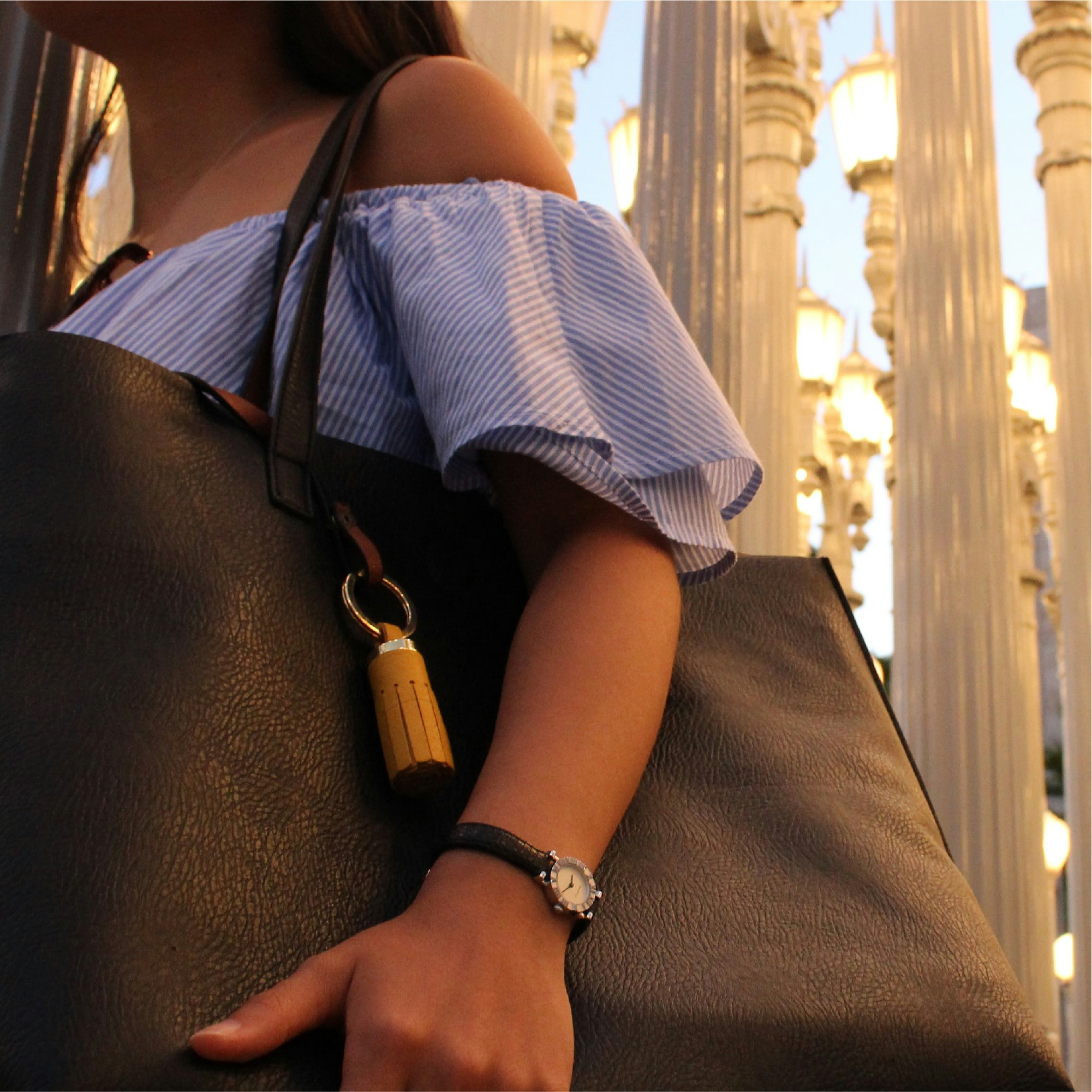 looper tassel gallery image