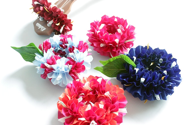 Hawaiian Ukulele  Leis gallery image
