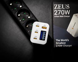 Zeus 270W GaN USB-C Charger gallery image