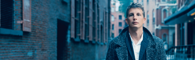 City on Fire: A novel  gallery image