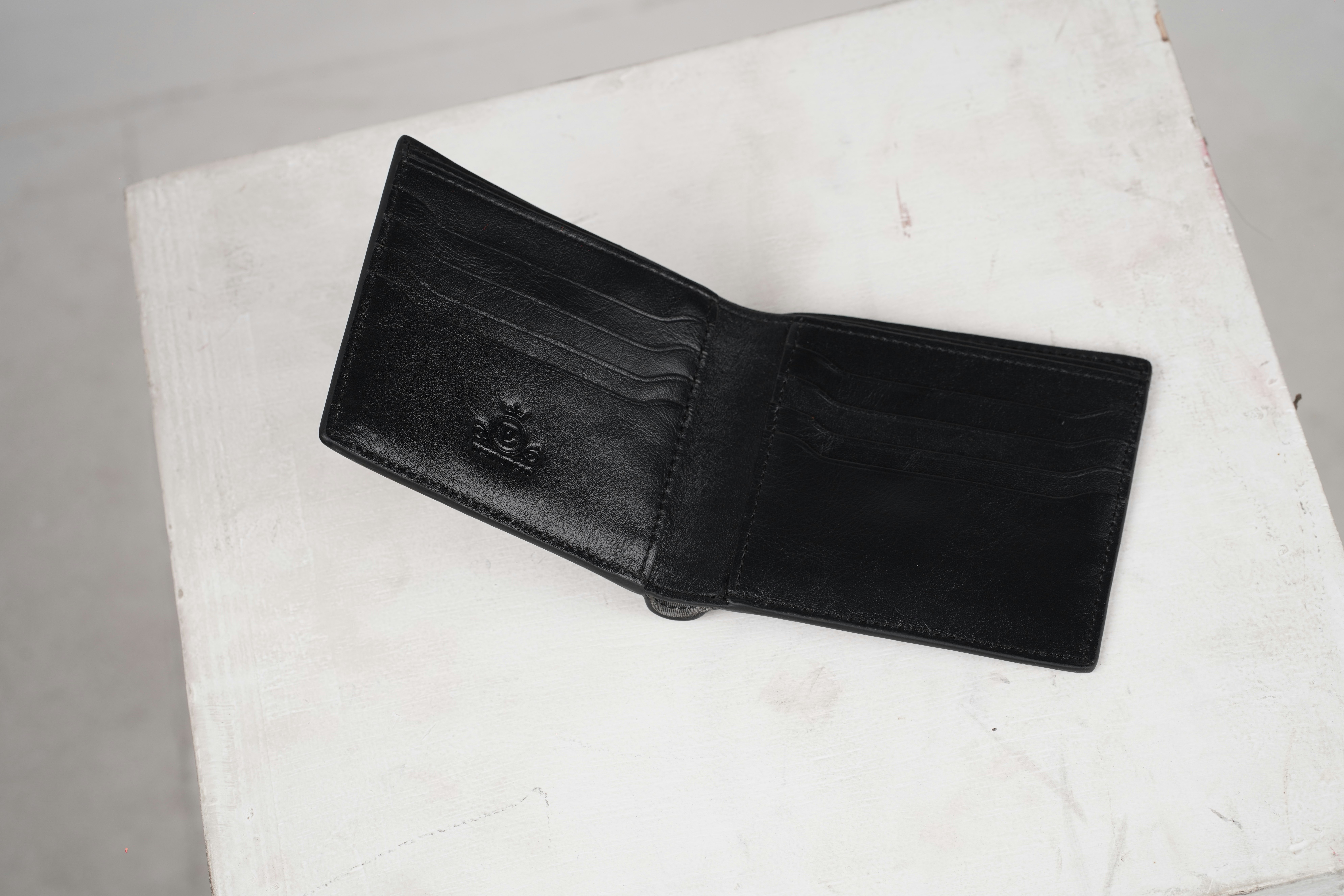 Média Portefeuille en cuir végétalien bifond - Cuir authentique, durable et fiable pour les années à venir! 4
