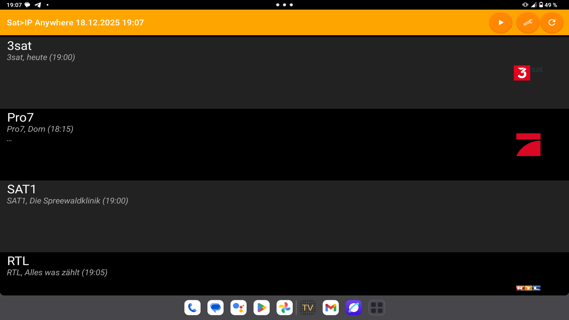 SAT>IP Anywhere - Main product screenshot demonstrating key features and user interface