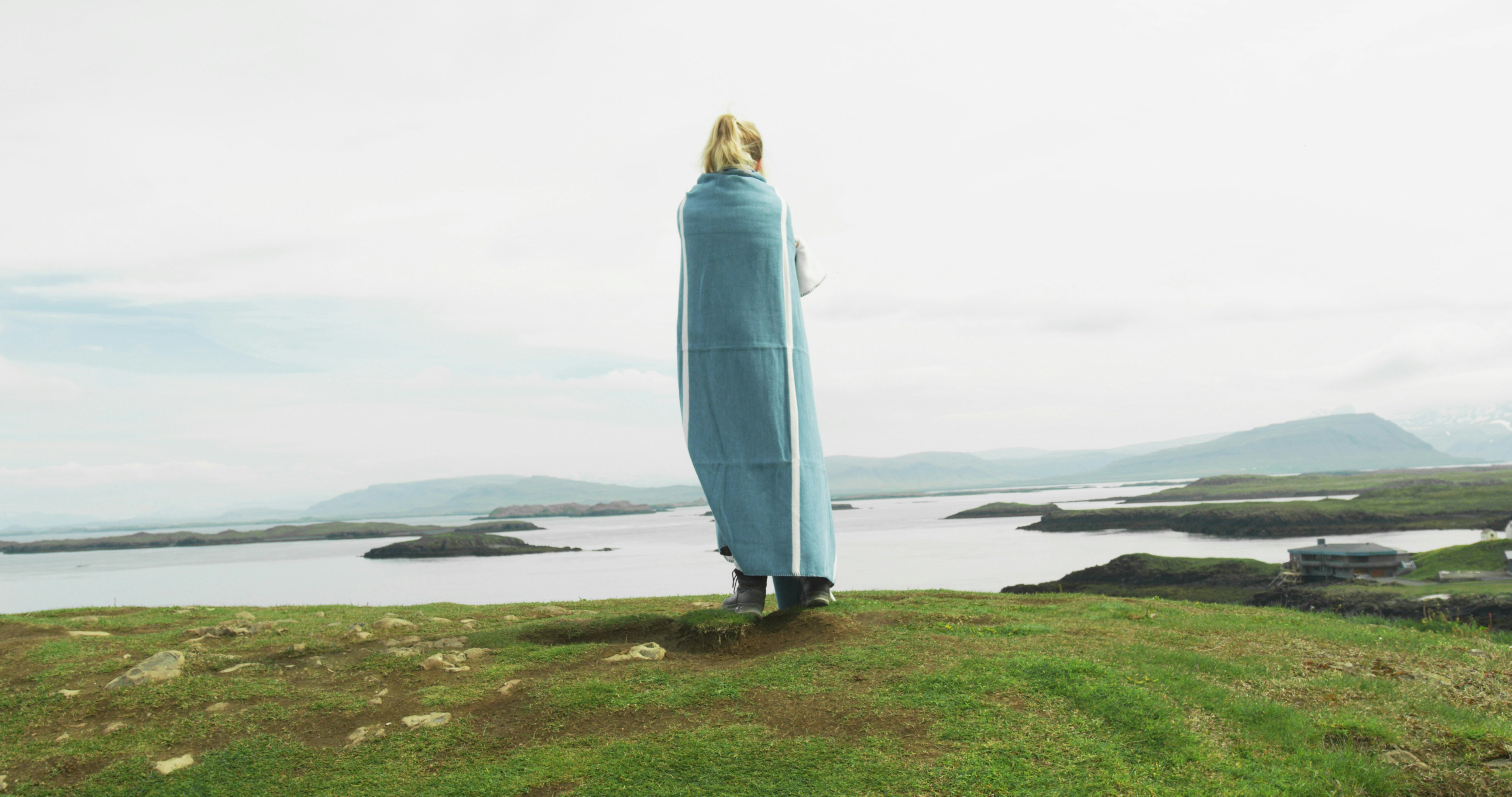 Yaasa Elements Blanket – Kickstarter Campaign gallery image