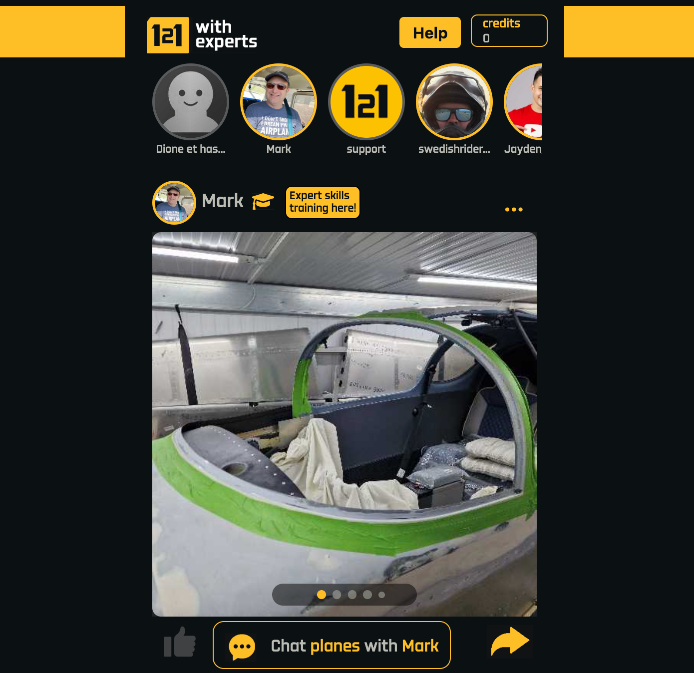 OneToOne with experts gallery image