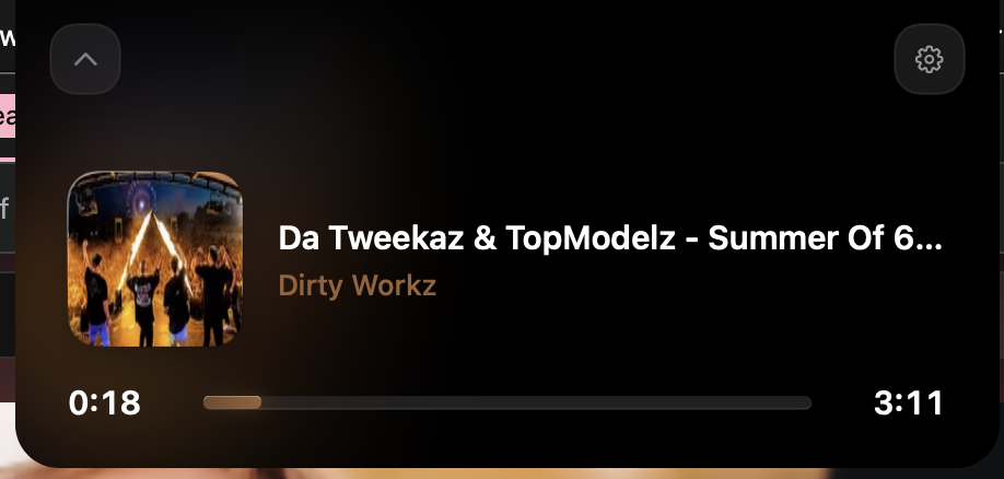 Droppy gallery image