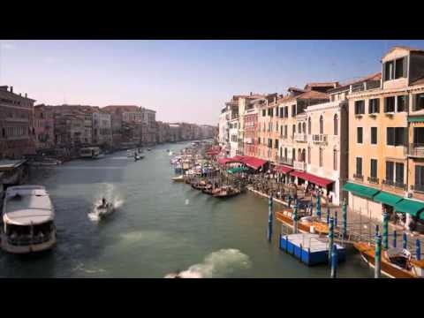 Lingohop: Teaching Everyday Language for Everyday Use