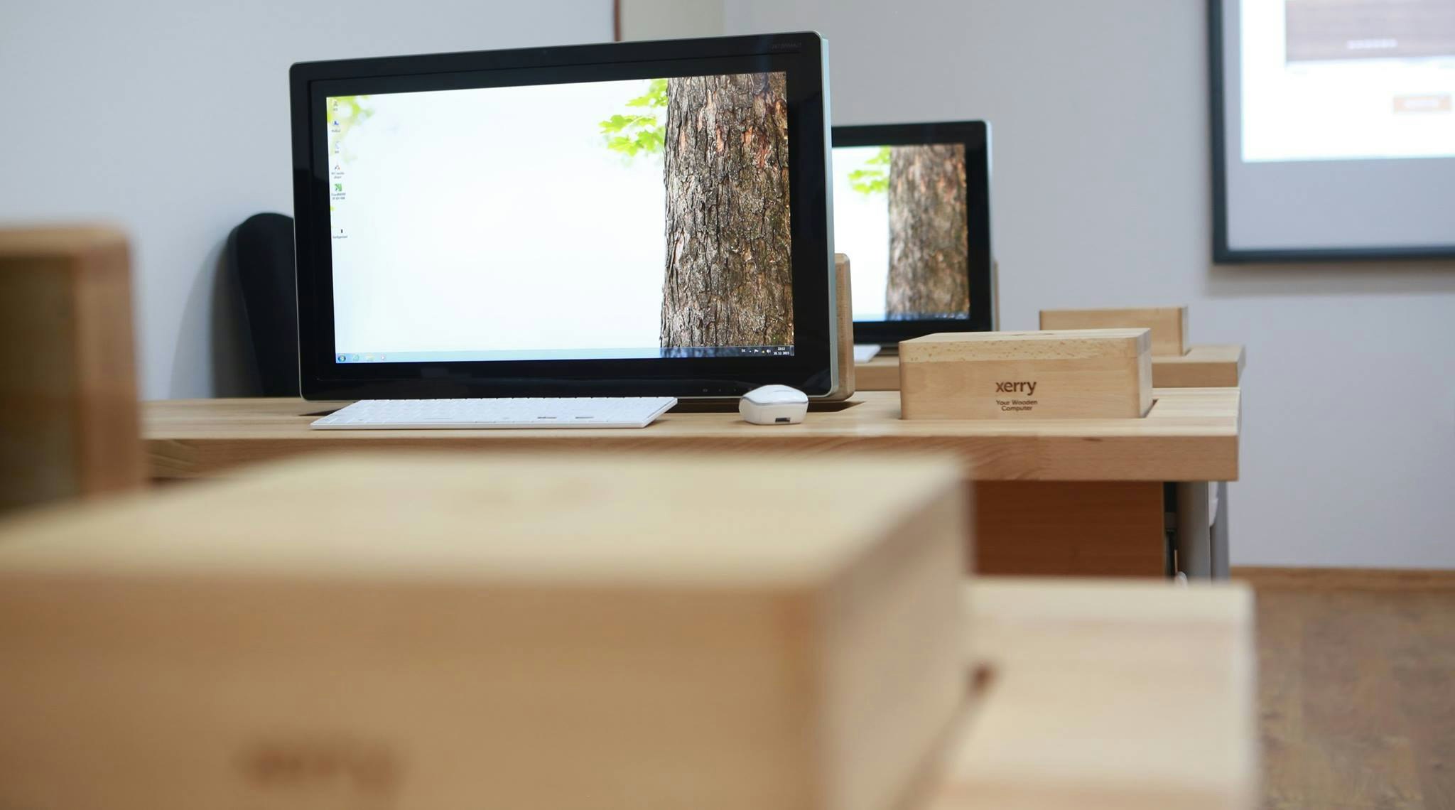 Xerry LU gallery image