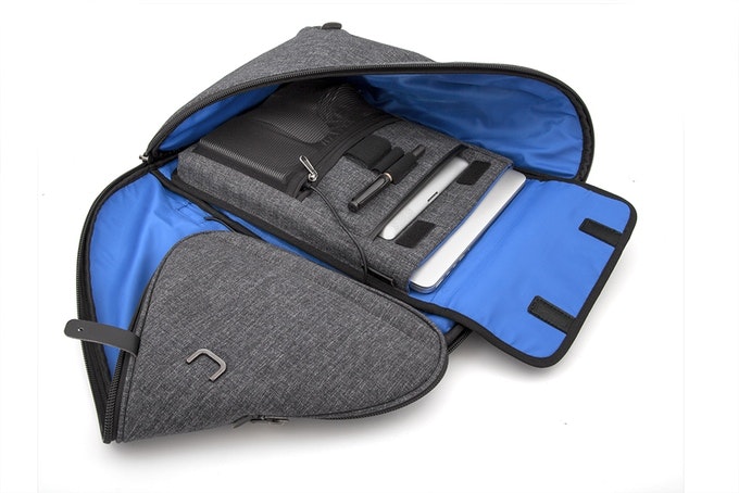 UNO II Is The Interchangeable Backpack For Every Essentials gallery image