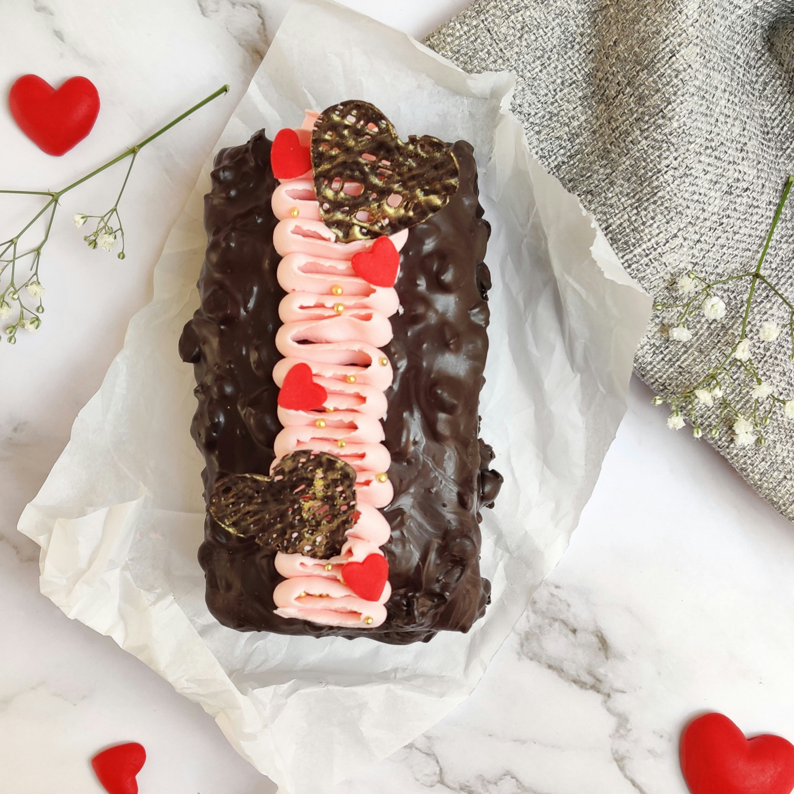 Red Velvet Heart Cake gallery image