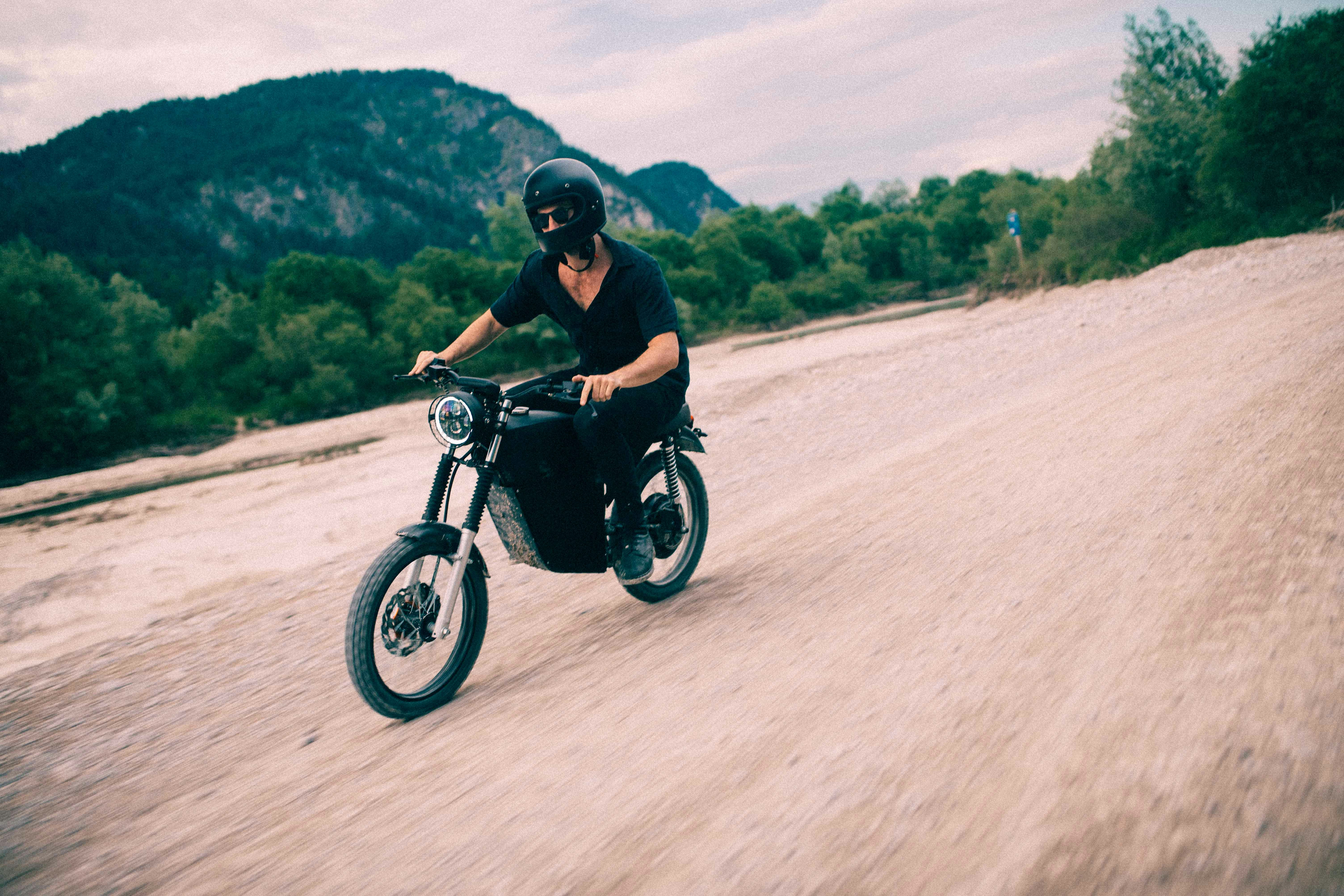 BlackTea Motorbikes gallery image