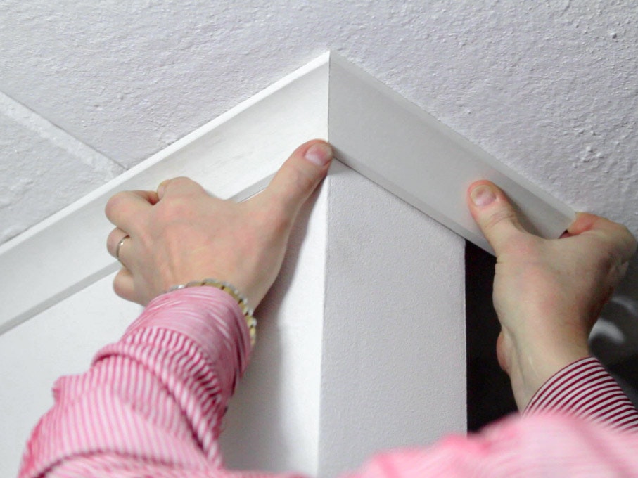 ONECUT: Revolutionary Crown Molding Tool - Patented Technology gallery image