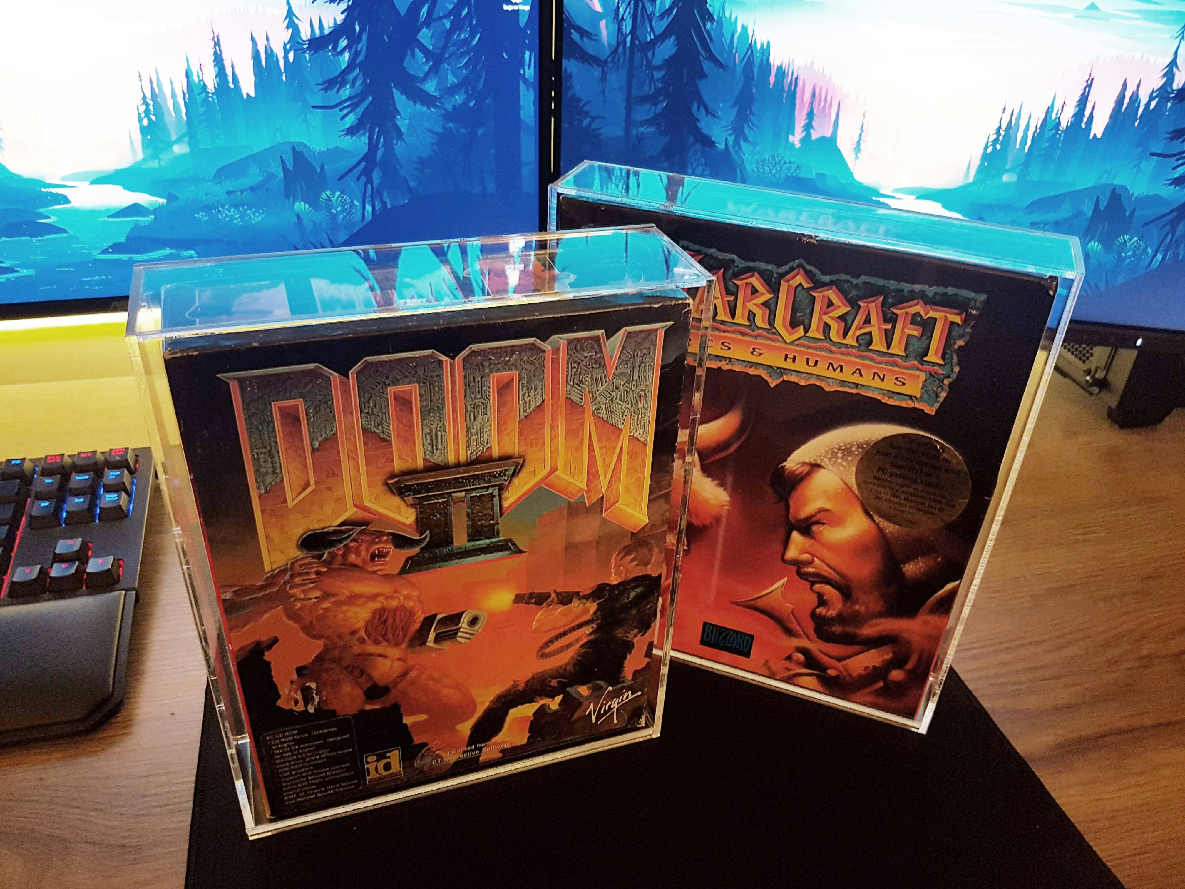 Custom Acrylic Display Case gallery image